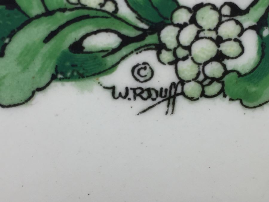 JUST ADDED - (15) Merry Christmas Dinner Plates By Walter R. Duff Made In England Issued By Fondeville New York [Photo 6]