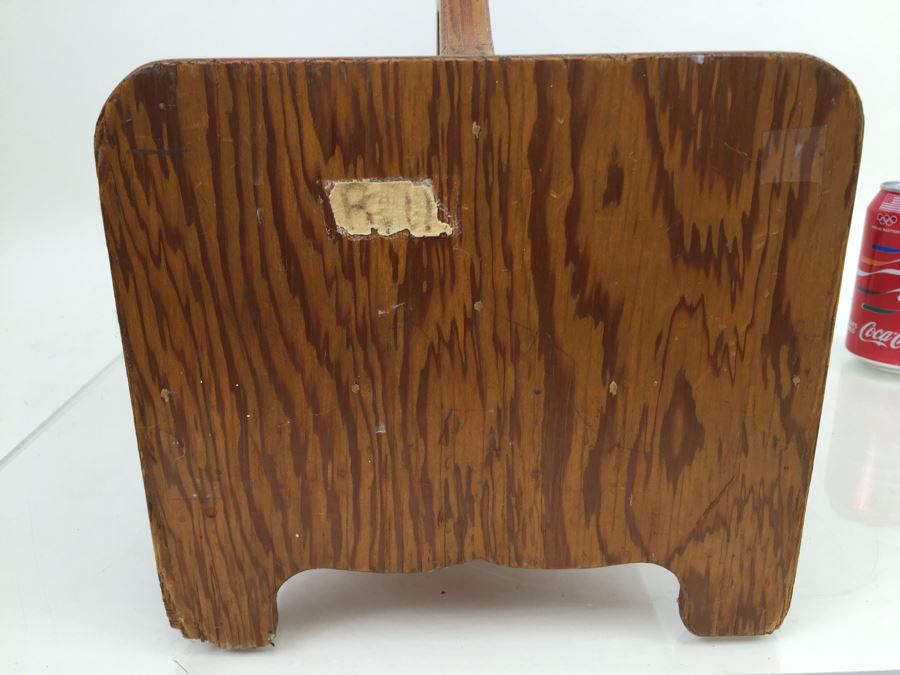 Vintage School Supply Caddy [Photo 6]