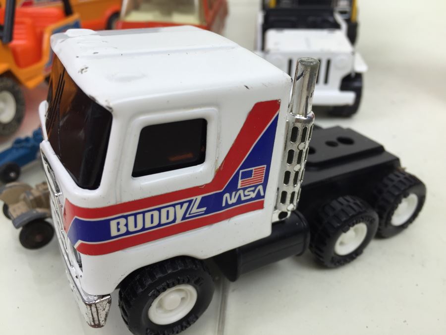 Huge Lot Of TootsieToy Cars Plus MidgeToy, Tonka And Buddy L Cars And Trucks [Photo 30]