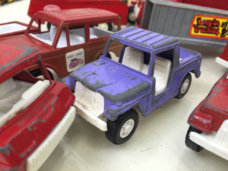 Huge Lot Of TootsieToy Cars Plus MidgeToy, Tonka And Buddy L Cars And Trucks [Photo 10]