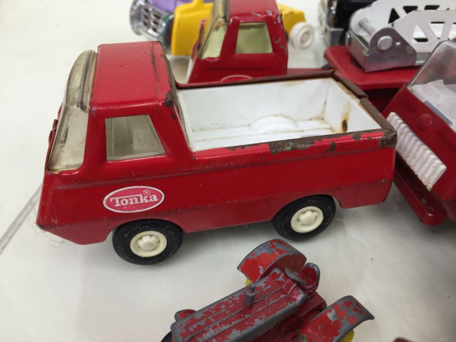 Huge Lot Of TootsieToy Cars Plus MidgeToy, Tonka And Buddy L Cars And Trucks [Photo 15]