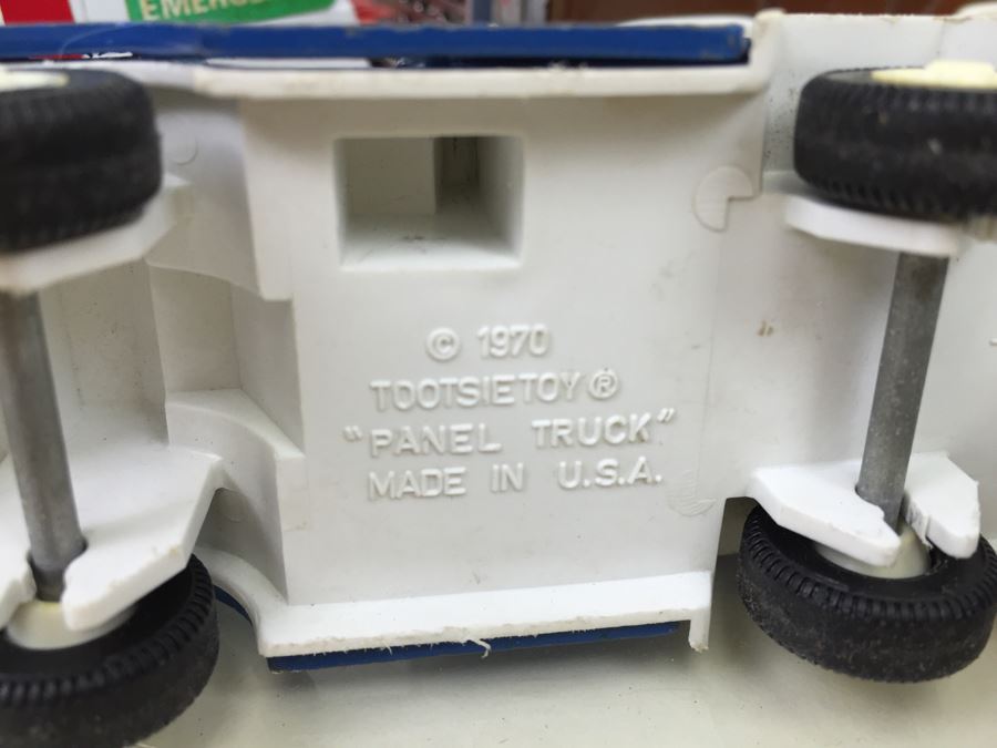 Huge Lot Of TootsieToy Cars Plus MidgeToy, Tonka And Buddy L Cars And Trucks [Photo 34]