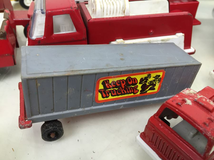 Huge Lot Of TootsieToy Cars Plus MidgeToy, Tonka And Buddy L Cars And Trucks [Photo 16]