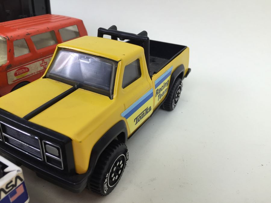 Huge Lot Of TootsieToy Cars Plus MidgeToy, Tonka And Buddy L Cars And Trucks [Photo 29]