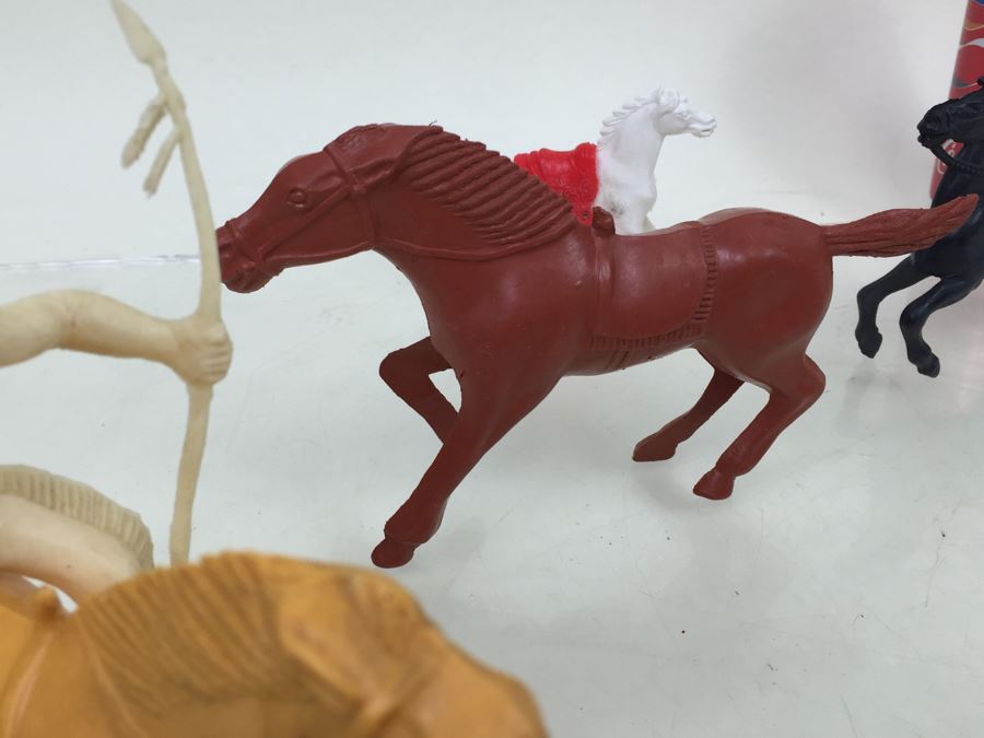 Lot Of Vintage Cowboys Indians And Horses [Photo 21]