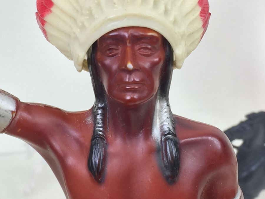 Lot Of Vintage Cowboys Indians And Horses [Photo 3]