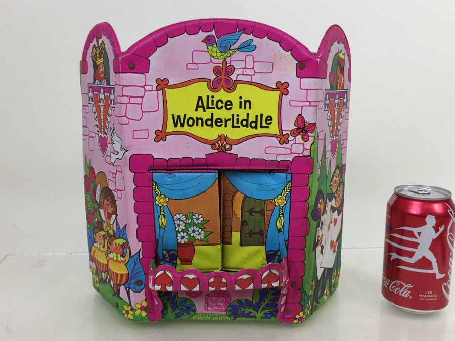 Alice In WonderLiddle Playset Mattel Storybook Kiddles Vintage 1967 [Photo 1]