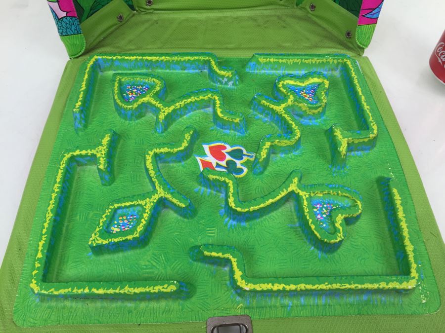 Alice In WonderLiddle Playset Mattel Storybook Kiddles Vintage 1967 [Photo 15]