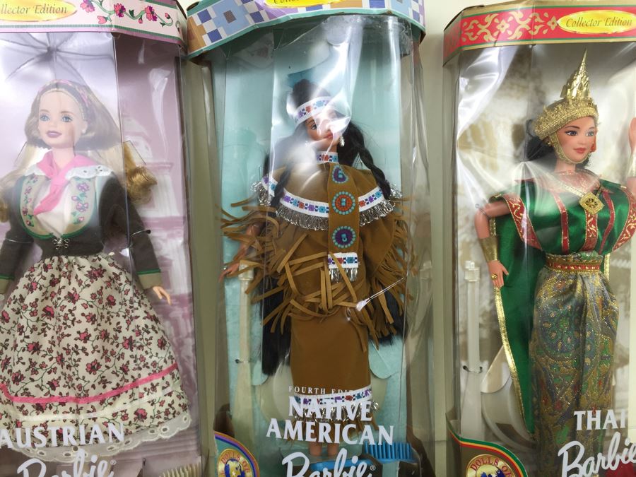 Collector Edition Barbie Dolls New In Box Dolls Of The World Vintage 1997 1998 [Photo 10]