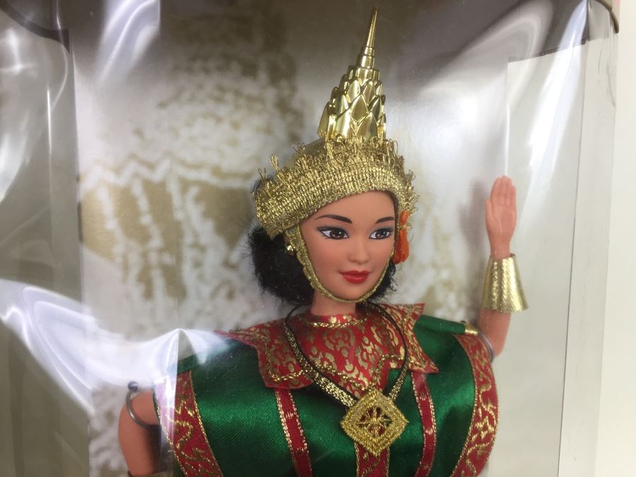 Collector Edition Barbie Dolls New In Box Dolls Of The World Vintage 1997 1998 [Photo 12]