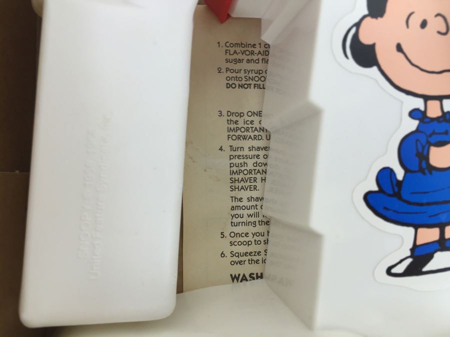 Playskool Snoopy Sno-Cone Machine In Box Vintage 1989 [Photo 11]