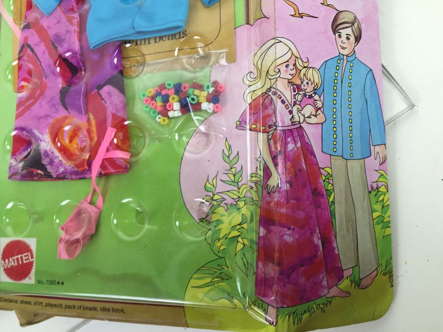 Huge Collection Of The Sunshine Family Clothes Dress-Up Kits On Original Card With Little Sweets Dolls Vintage 1974 1975 [Photo 6]