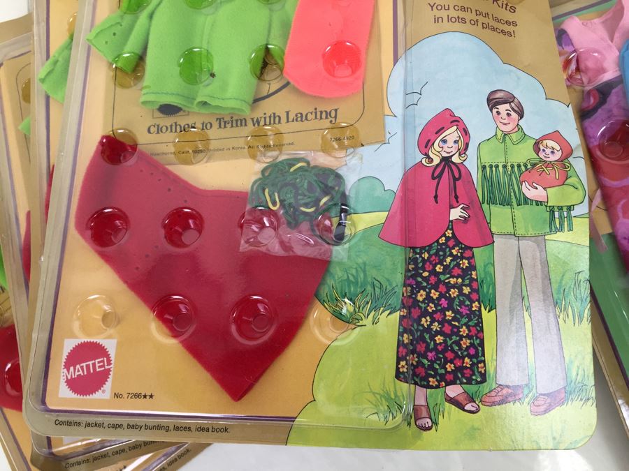 Huge Collection Of The Sunshine Family Clothes Dress-Up Kits On Original Card With Little Sweets Dolls Vintage 1974 1975 [Photo 17]