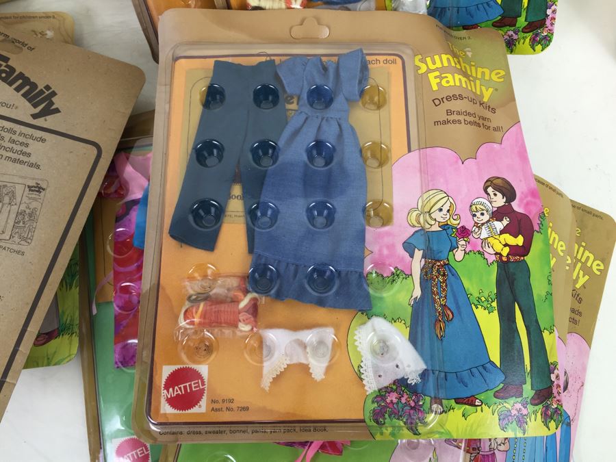 Huge Collection Of The Sunshine Family Clothes Dress-Up Kits On Original Card With Little Sweets Dolls Vintage 1974 1975 [Photo 21]