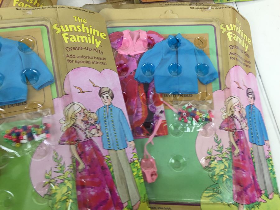 Huge Collection Of The Sunshine Family Clothes Dress-Up Kits On Original Card With Little Sweets Dolls Vintage 1974 1975 [Photo 13]