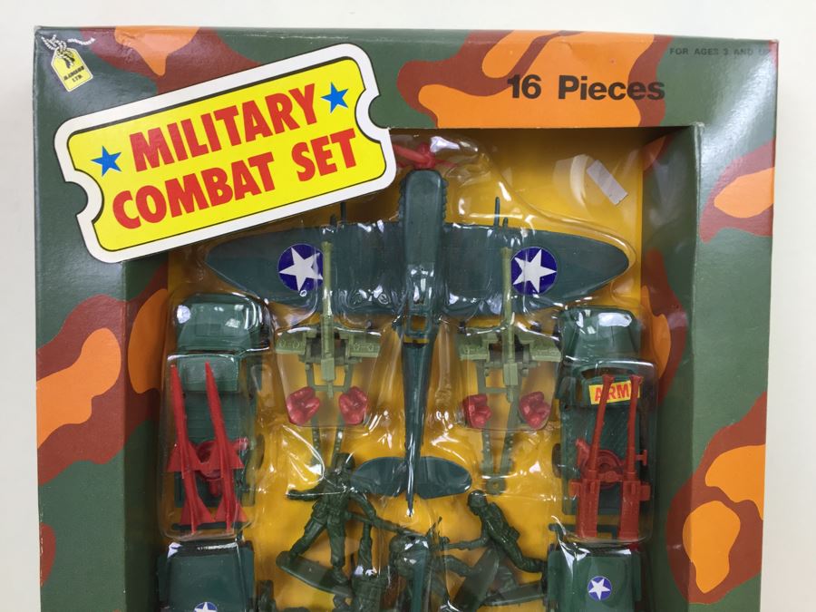 Vintage Hong Kong Military Combat Set New In Packaging [Photo 4]