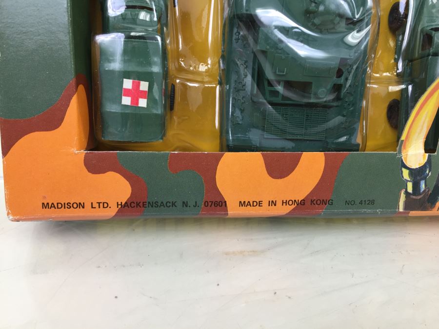 Vintage Hong Kong Military Combat Set New In Packaging [Photo 7]