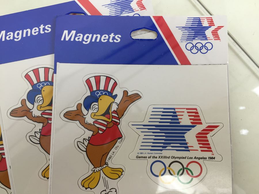 Collection Of Los Angeles 1984 Olympics Items Including Medals And Magnets [Photo 10]