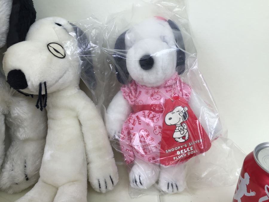Snoopy And Belle Plush Toy Lot [Photo 7]