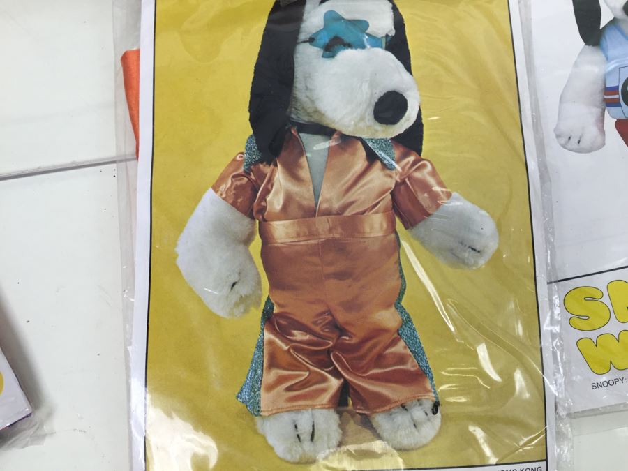 MEGA Lot Of SNOOPY Collector's Outfits Clothes Dog Clothes [Photo 15]
