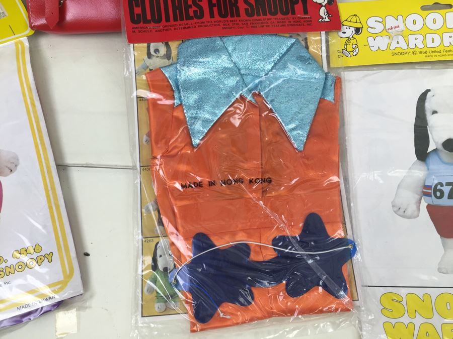 MEGA Lot Of SNOOPY Collector's Outfits Clothes Dog Clothes [Photo 16]