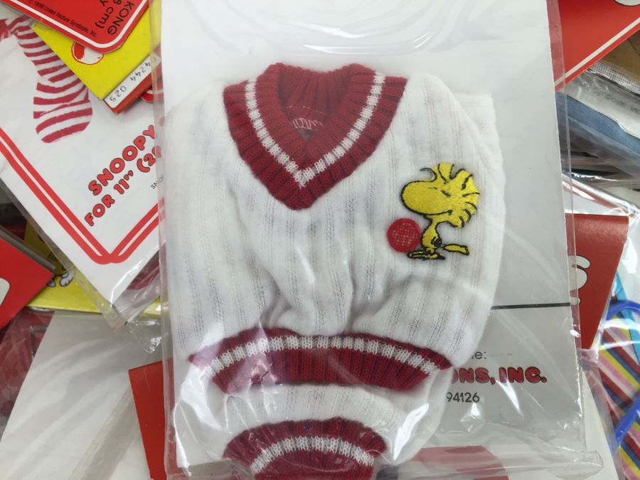MEGA Lot Of SNOOPY Collector's Outfits Clothes Dog Clothes [Photo 36]