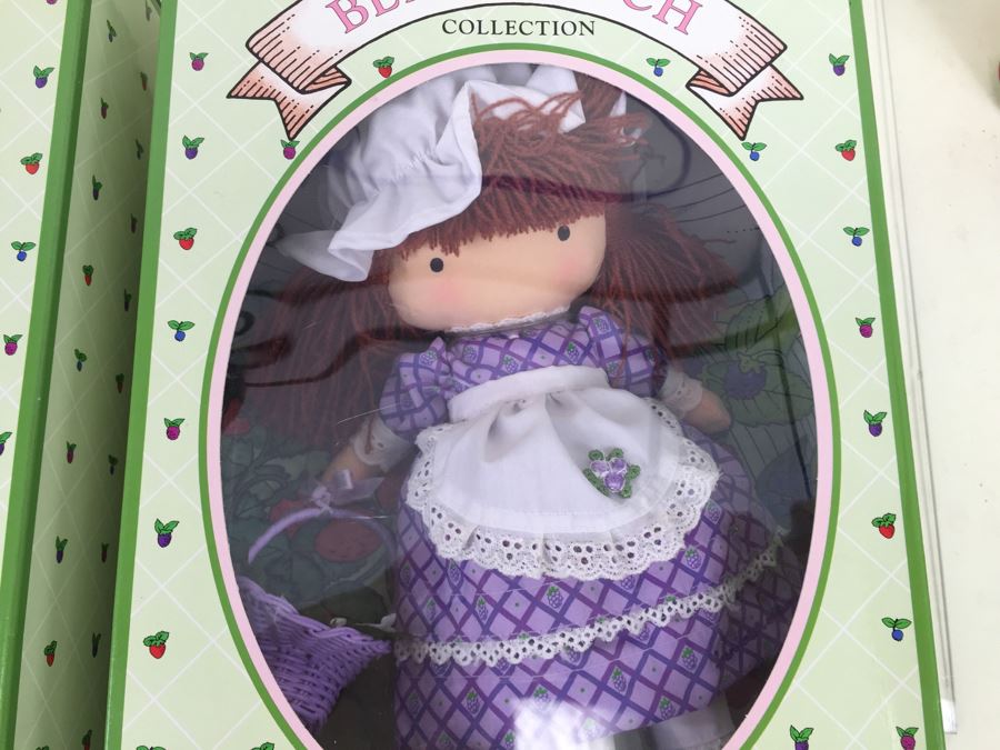 Berry Patch Collection Dolls By Joan Walsh Anglund New In Box [Photo 16]