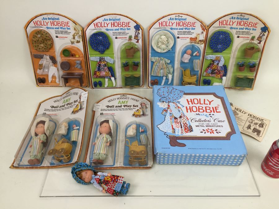Holly Hobbie Dress And Play Sets Plus Holly Hobbie's Friend Amy Doll And Play Sets And Collector's Case