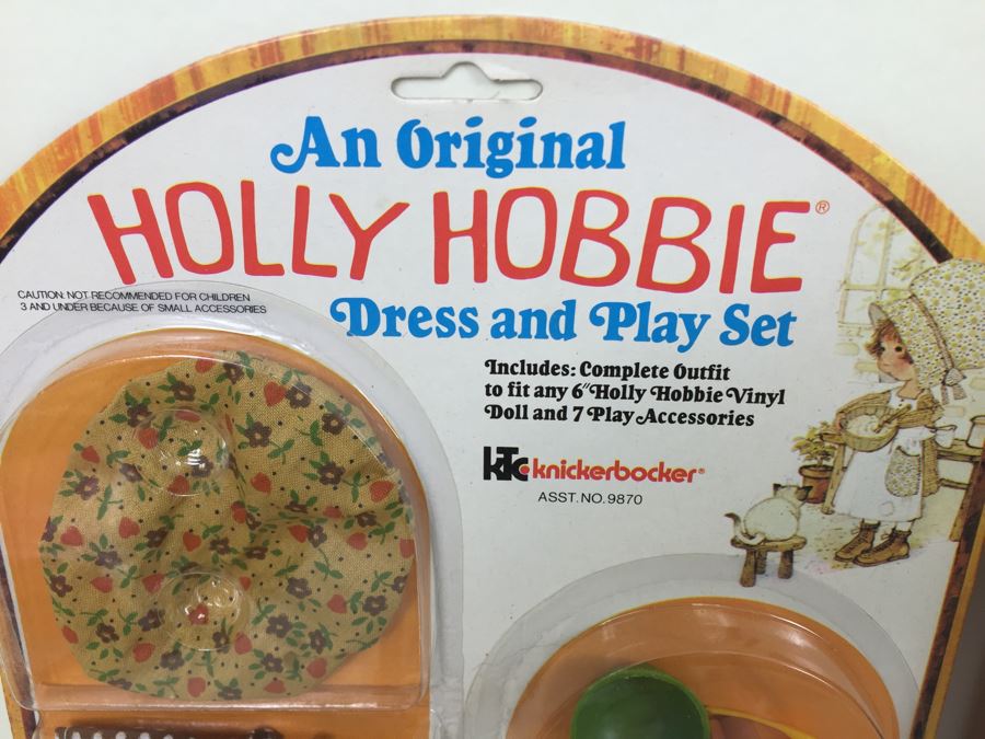 Holly Hobbie Dress And Play Sets Plus Holly Hobbie's Friend Amy Doll And Play Sets And Collector's Case [Photo 4]