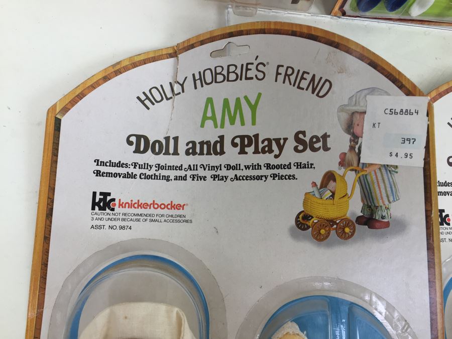 Holly Hobbie Dress And Play Sets Plus Holly Hobbie's Friend Amy Doll And Play Sets And Collector's Case [Photo 11]