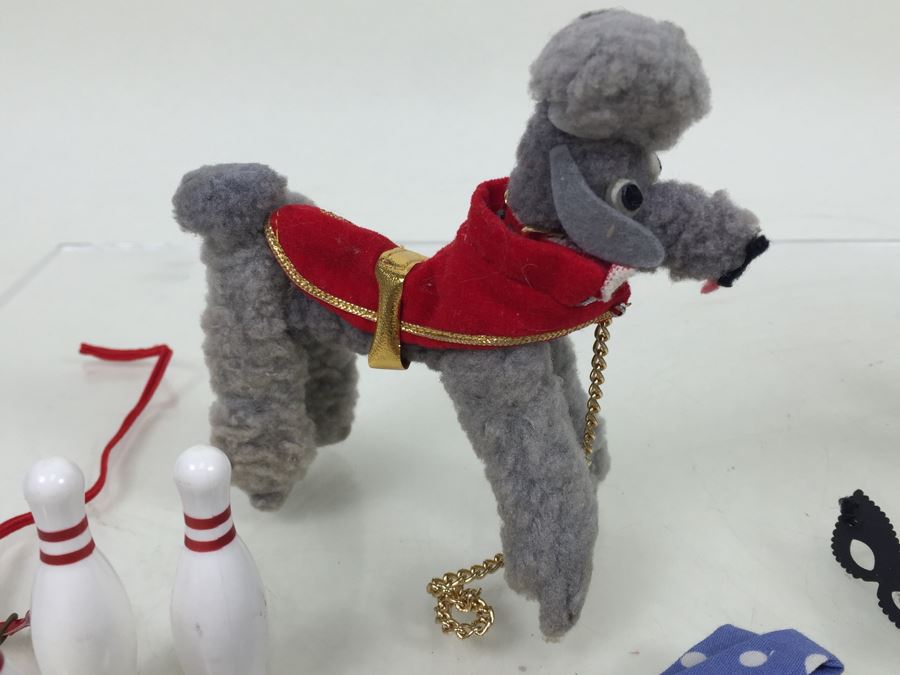 Huge Lot Of Barbie Doll Clothes And Accessories [Photo 49]