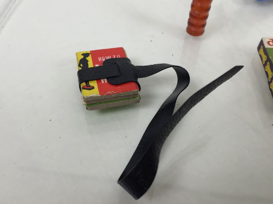 Huge Lot Of Barbie Doll Clothes And Accessories [Photo 40]