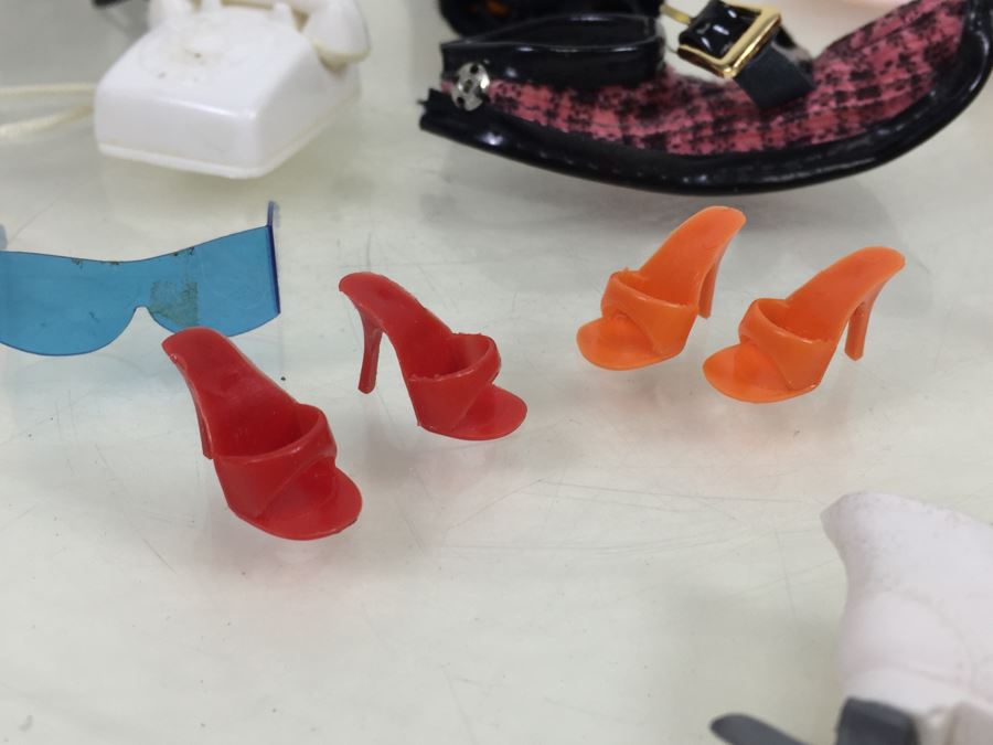 Huge Lot Of Barbie Doll Clothes And Accessories [Photo 29]