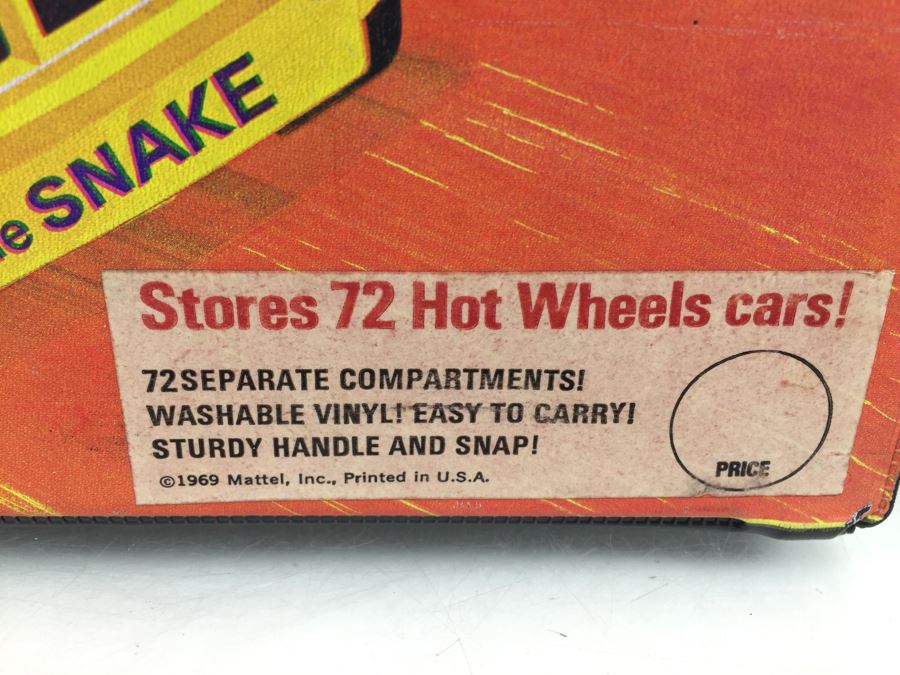 Mattel Hot Wheels Collector's Race Case Stores 72 Hot Wheels Cars Vintage 1969 [Photo 6]