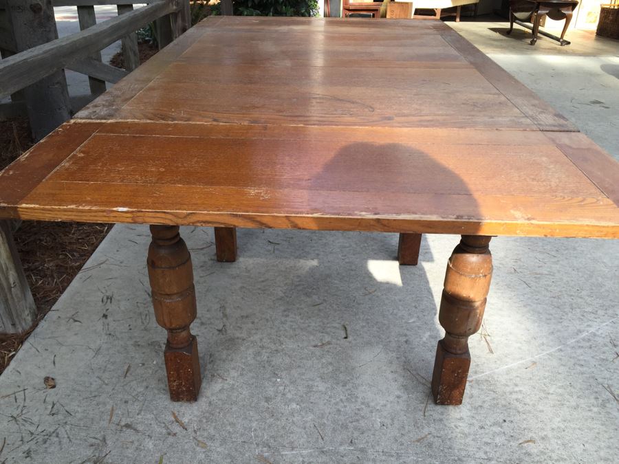 Primitive Kitchen Oak Wood Farmhouse Table With Two Leaves And Turned Legs [Photo 5]