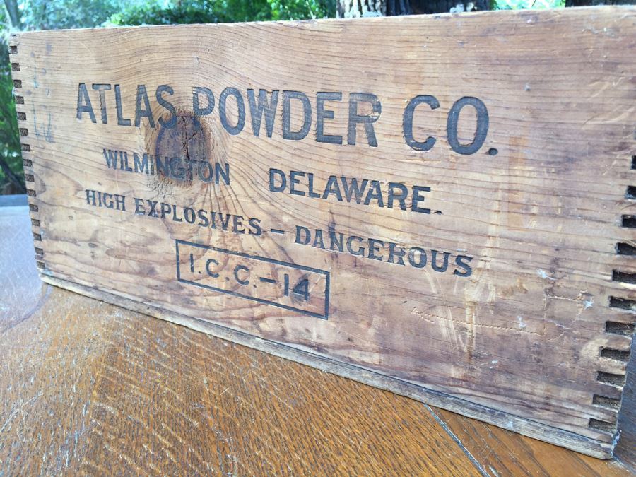 Vintage Atlas Powder Co High Explosives Dangerous Box [Photo 7]