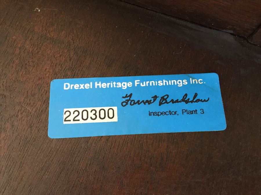 Drexel Drop-Leaf 18th Century Reproduction Coffee Table [Photo 3]