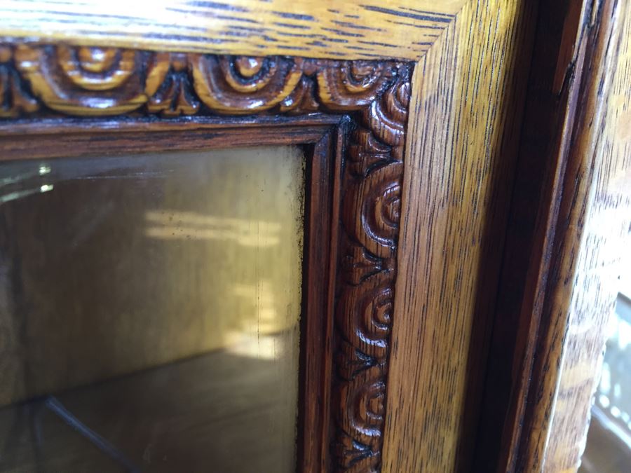 Antique Oak Bookcase Curio Cabinet With Beautiful Wood Carvings [Photo 16]