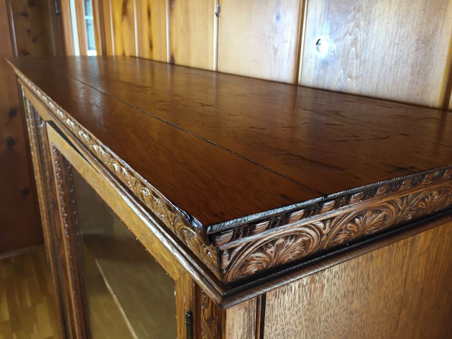 Antique Oak Bookcase Curio Cabinet With Beautiful Wood Carvings [Photo 5]