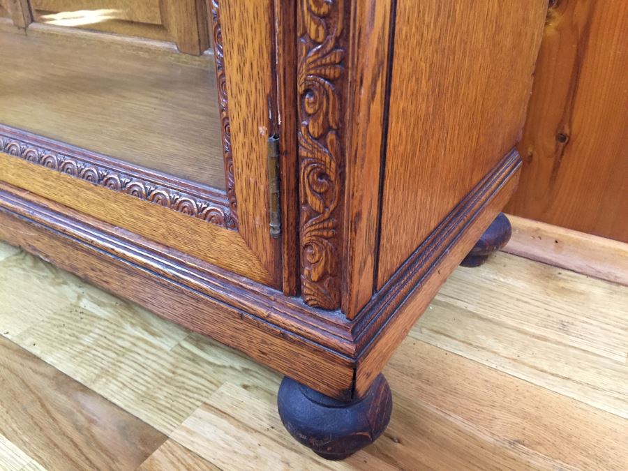 Antique Oak Bookcase Curio Cabinet With Beautiful Wood Carvings [Photo 12]
