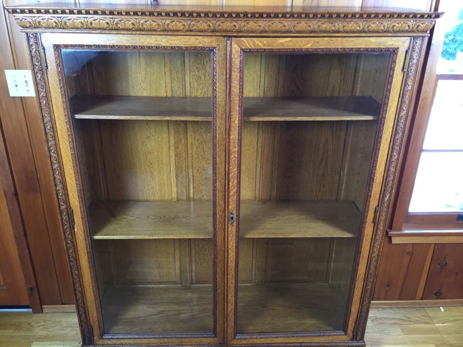 Antique Oak Bookcase Curio Cabinet With Beautiful Wood Carvings [Photo 4]