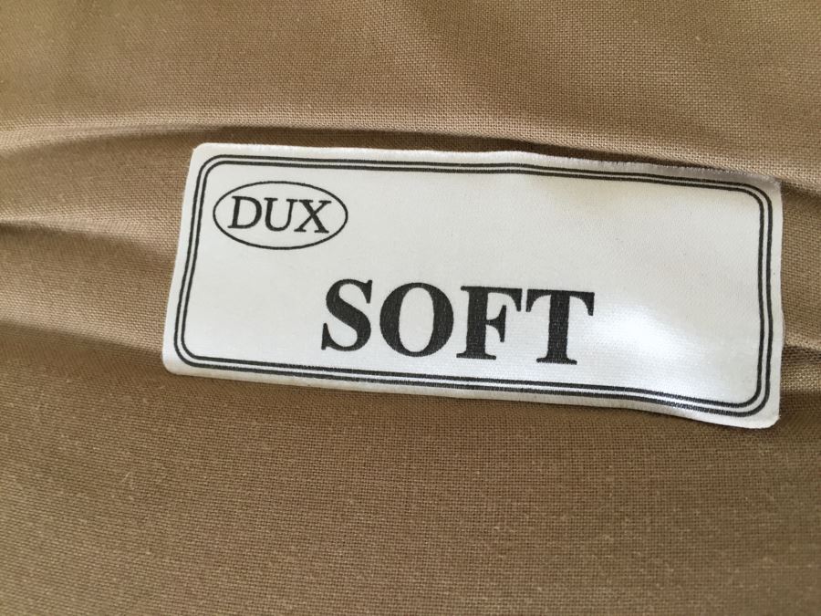 Luxury DUX Swedish Bed With Headboard [Photo 10]