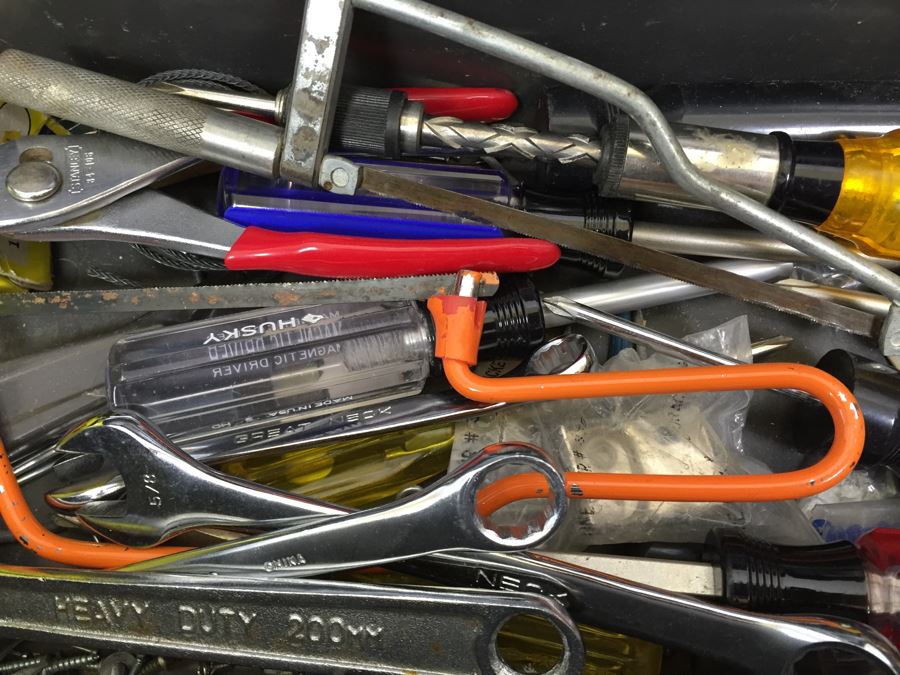 Toolbox Filled With Tools And SKIL 3/8' Electric Drill [Photo 10]