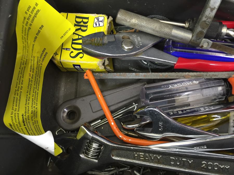Toolbox Filled With Tools And SKIL 3/8' Electric Drill [Photo 9]