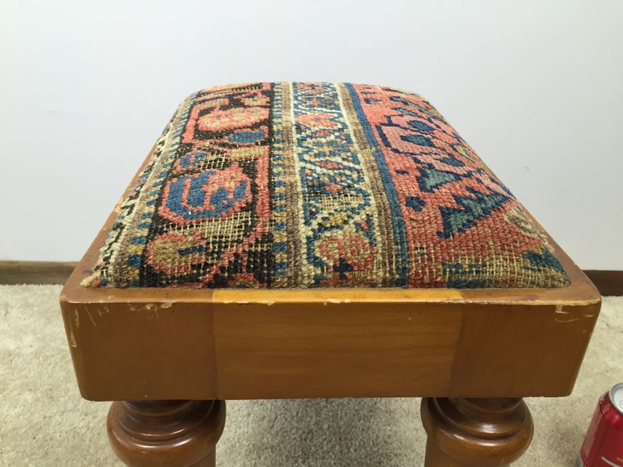 Small Wooden Stool With Turned Legs [Photo 6]