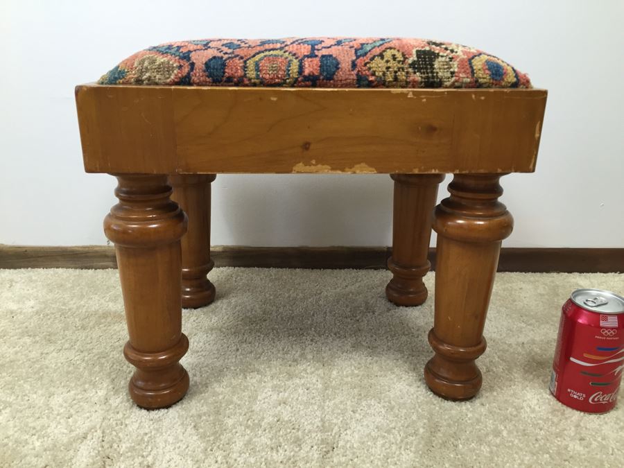 Small Wooden Stool With Turned Legs [Photo 1]