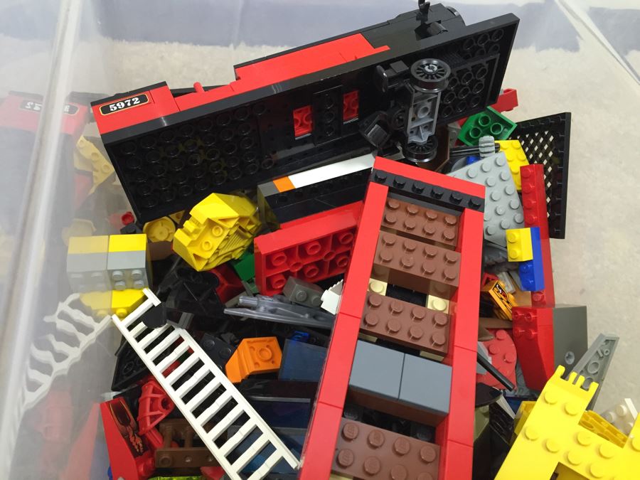 Collection Of Lego Bionicles And Lego Blocks And Pieces [Photo 14]