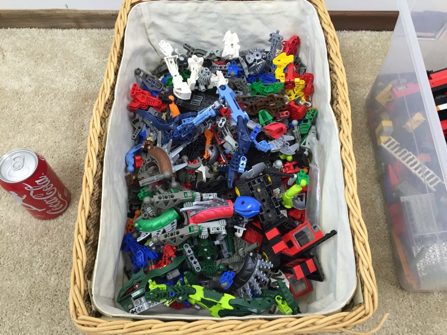 Collection Of Lego Bionicles And Lego Blocks And Pieces [Photo 4]