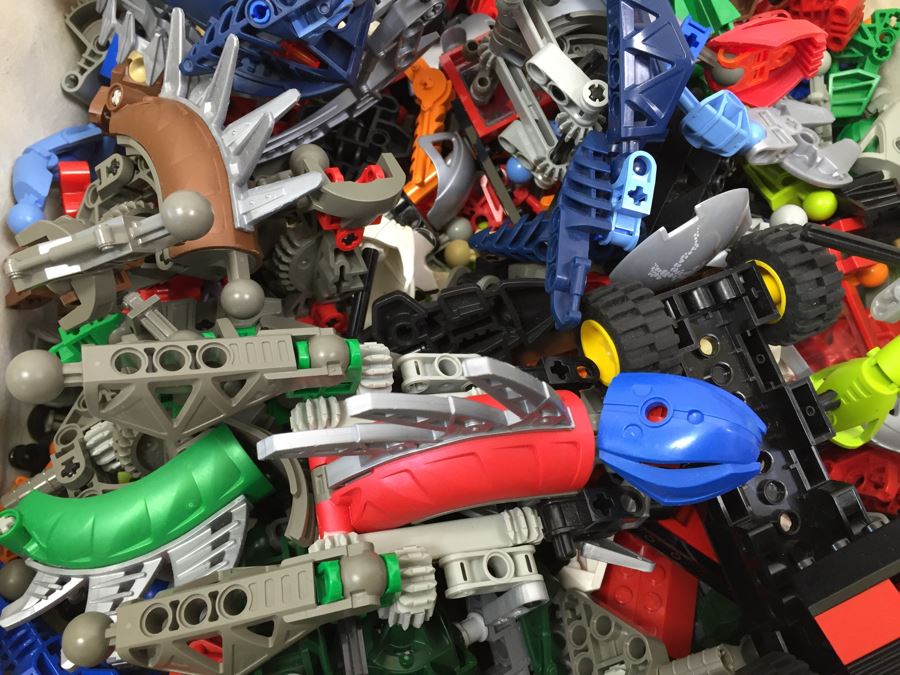 Collection Of Lego Bionicles And Lego Blocks And Pieces [Photo 7]