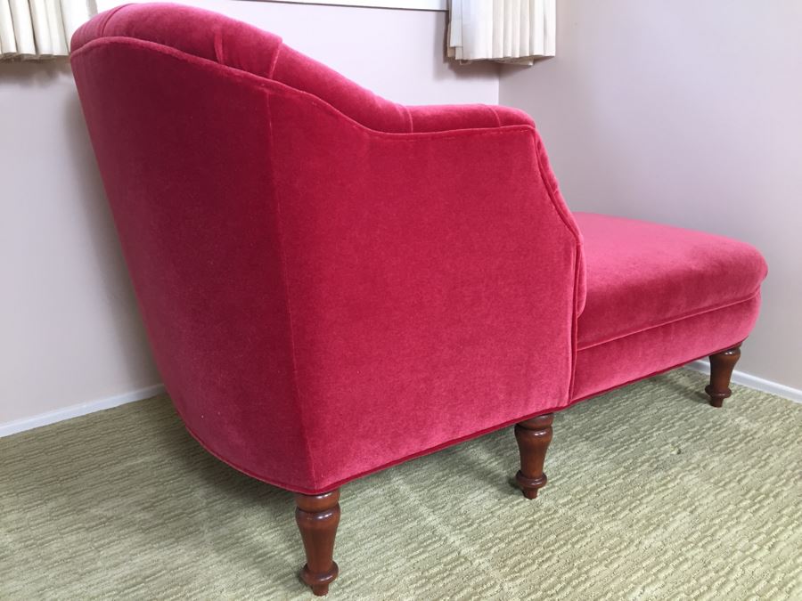 Chaise Lounge Fainting Couch In Burgundy With Pillow [Photo 3]